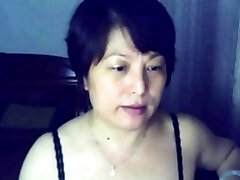 Chinese dame on webcam