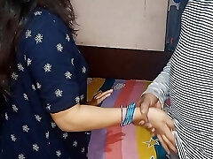 Newly married couples office se ake seeda biwi ko chuda Newly married couples office se ake seeda biwi ko chuda