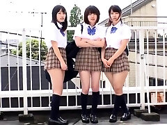 японское подросток в униформе