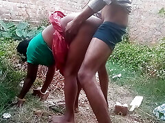 Indian desi real sex in outdoor forest Desi hot bhabhi gets plowed by her boyfriend