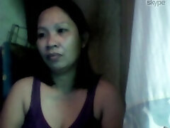 pretty filipina mom displaying me her nice tits on cam on skype pretty filipina mom displaying me her nice tits on cam on skype