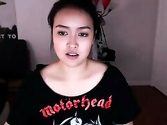 Chinese hottie with nice big boobs Chinese hottie with nice big boobs