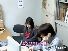 जापानी माँ और बेटी के साथ धोखा कर रहे हैं जापानी माँ और बेटी के साथ धोखा कर रहे हैं