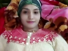 Hump relation with boyfriend behind husband, Indian Reshma bhabhi Sex Video enjoy with boyfriend 