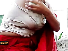 Village bhabhi Rock Hard fucked in doggy style after outdoor bath