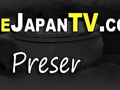 Japanese teenage skanks pee