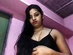 An indian girl flashing for us... An indian girl flashing for us...