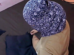 malaysisches dienstmädchen von dieb befummelt und gefickt