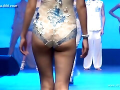 Chinese model in sexy undergarments show.20