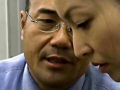 Asian Asa Akira licking out wet pussy