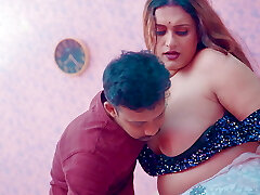 Cougar lady offered her big mounds and hardcore sex to her client Cougar lady offered her big mounds and hardcore sex to her client