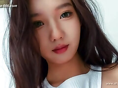 asian model posing nude.152 asian model posing nude.152