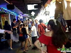 Insane dude shows how to pick up a real Thai doll Mee in some pubs Insane dude shows how to pick up a real Thai doll Mee in some pubs