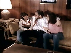 शहर में गर्म (1979)