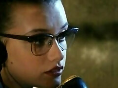 Emmanuelle का बदला (1995) Emmanuelle का बदला (1995)