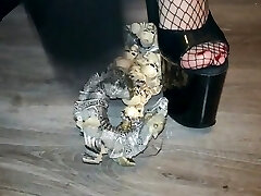 Lady L punch angry dragon.