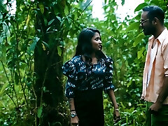 Boyfriend pokes Desi Pornstar The StarSudipa in the open Jungle for cum into her Gullet ( Hindi Audio )