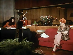 पारादीसो में उकेली पारादीसो में उकेली