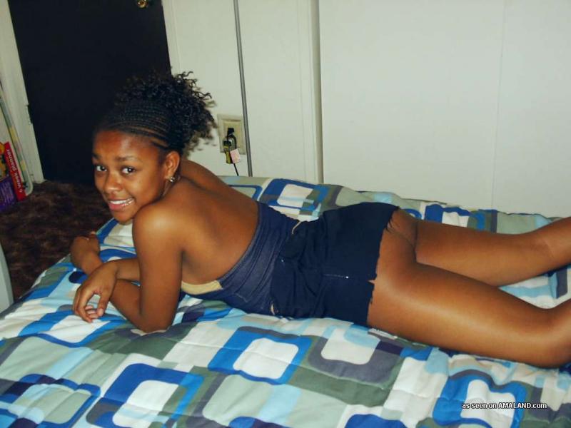 Amateur ebony chick in slutty poses image