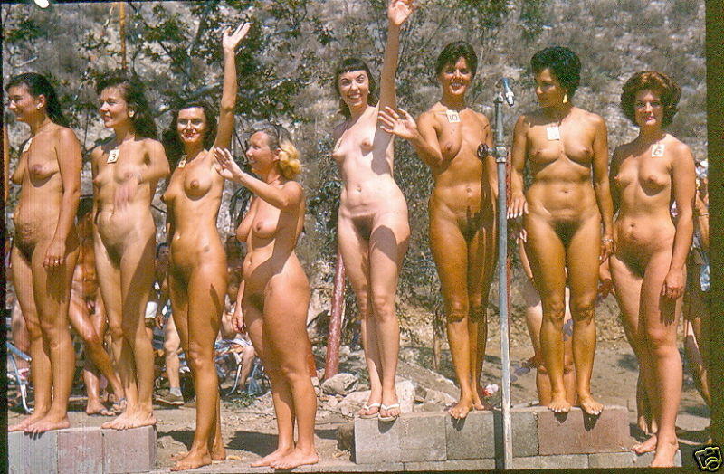 800px x 524px - Vintage Beach Nudist