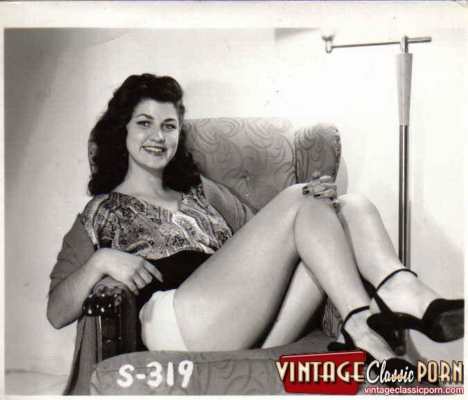 Vintage High Heel Porn Galleries - Ladies with very high heels