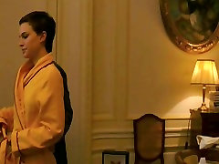 Natalie Portman little daughter fuck mom dad - Hotel Chevalier