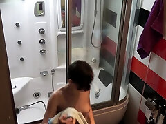 A queen8 jav of my exgirl showering naked in the bathroom