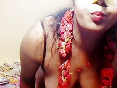 Indian sexy aunty 60 old crossdresser sex with wooden sticks full video