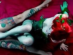 Poison Ivy Cosplay - Amazing telugu police fucks criminal - QueenMolly - FootJob