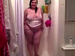 Sexy BBW Stripping in the kenapatan ngintip - CassianoBR