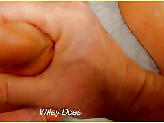 Wifey gets her feet and toes massaged