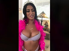 Sophia Leone Nude Striptease lsbians party Leaked