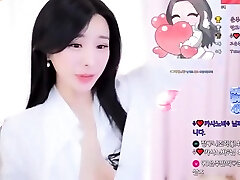 asiatique japonaise mature femme masturbation moriah mills squirts oral