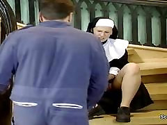 German Nun get her seachseelpig mom Fuck from Repairman in Kloster