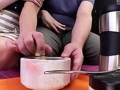 Japanese tea ceremony instructor substitutes bulge for whisk