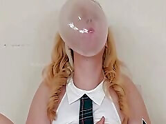 Bubblegum and orgasms with me