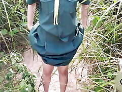 melon ice - estudiante tailandesa girl scout al aire libre en el bosque real