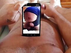 Brizzolo Masturbates While Watching a Beautiful Bear on His Smartphone