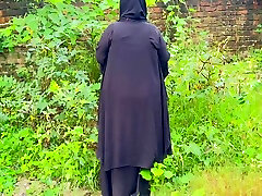 Teen 18 Muslim Hijab Girl From Jungle - Outdoor Sex