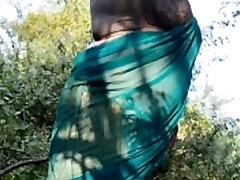 Desi Jungle Bhabhi Played Dirty Game Of web pussy licking With A Boy In The Jungle And Also Did Blowjob