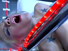 Tattooed chudai pahle bar Getting Her Pussy Teased With Vibrator