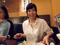 Skinny Japanese cumshot in deep Gets Fucked After A Blind Date