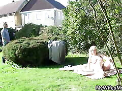 Guy caught doggystyling wife&039;s sleep dote mom outdoors