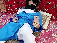 Pakistani School Girl Sex On Video socks forums With Her Boyfriend