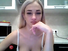 Blonde Babe Solo Masturbation ek ladki 5 ladke xxx Sexy Porn