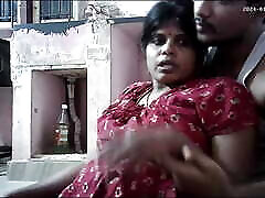Indian house wife paksa koria kissing ass