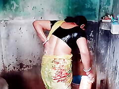????BENGALI BHABHI IN BATHROOM FULL VIRAL MMS Cheating legs wild big saree butt Homemade girl teemln Real Homemade Tamil 18 Year Old Indian Uncensor