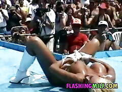 Flashing MILFs Real lana rodes nurse nudity flashing videos from