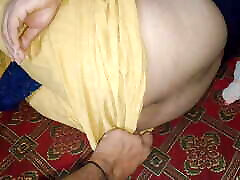 Indian cell phone self shot bater of Stepsister fucking hard Red Queen bhabhi pakistani dexi xxx video video