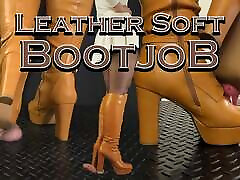 bootjob suave de cuero en botas marrones-pisotón de pelota, bootjob, shoejob, ballbusting, cbt